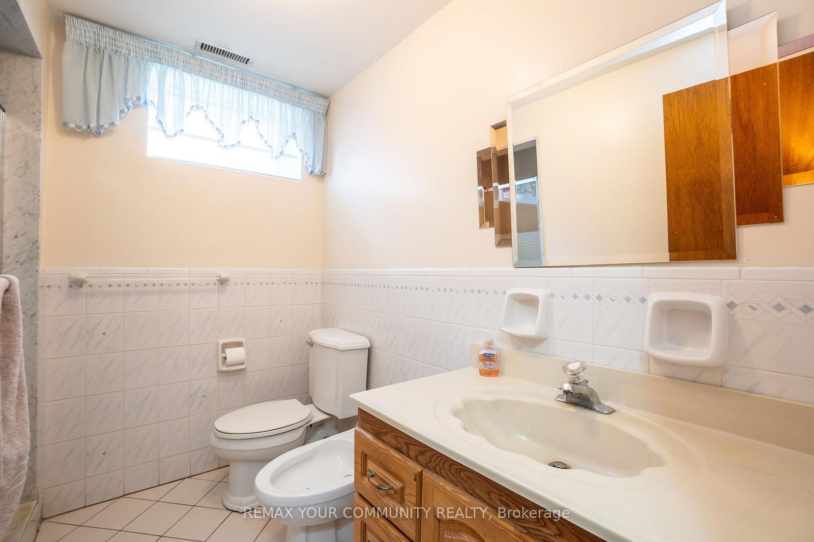 73 Hickorynut Drive, Unit Lower Level - Photo 7