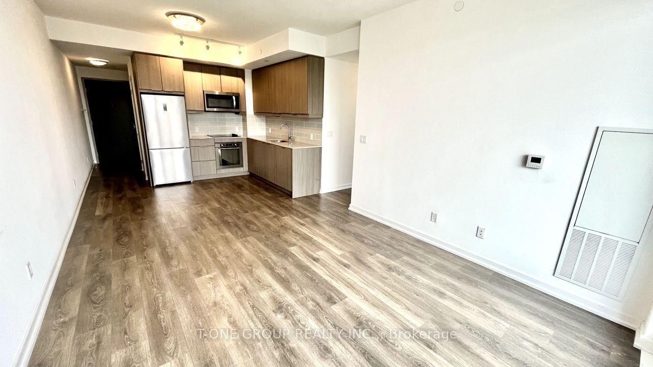 32 Forest Manor Road, Unit 1305 - Photo 2