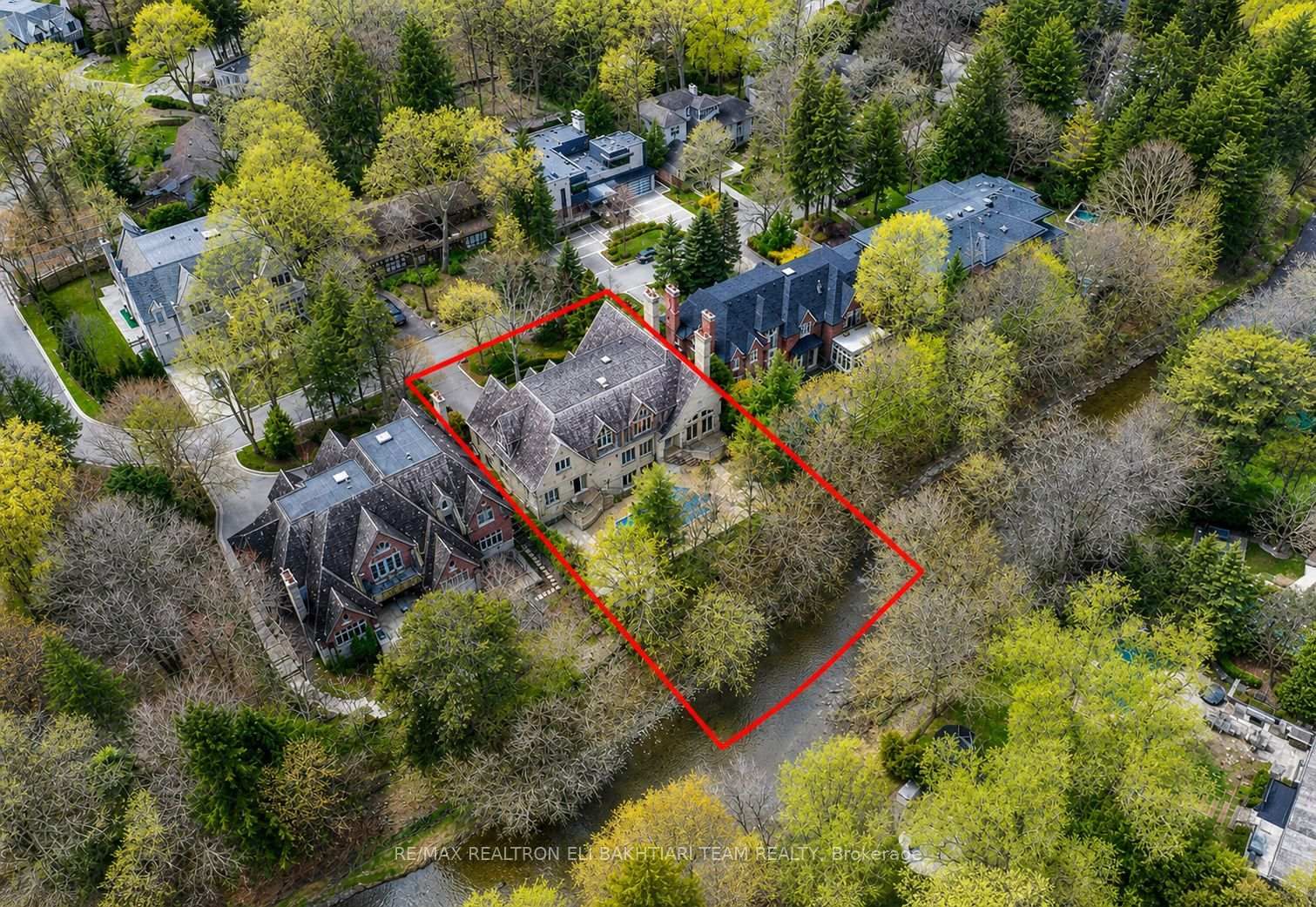 Detached House for sale at 14 St Margarets Drive, Toronto, Ontario, M4N 3E5 - Bridle Path-Sunnybrook-York Mills - MLS: C13070806