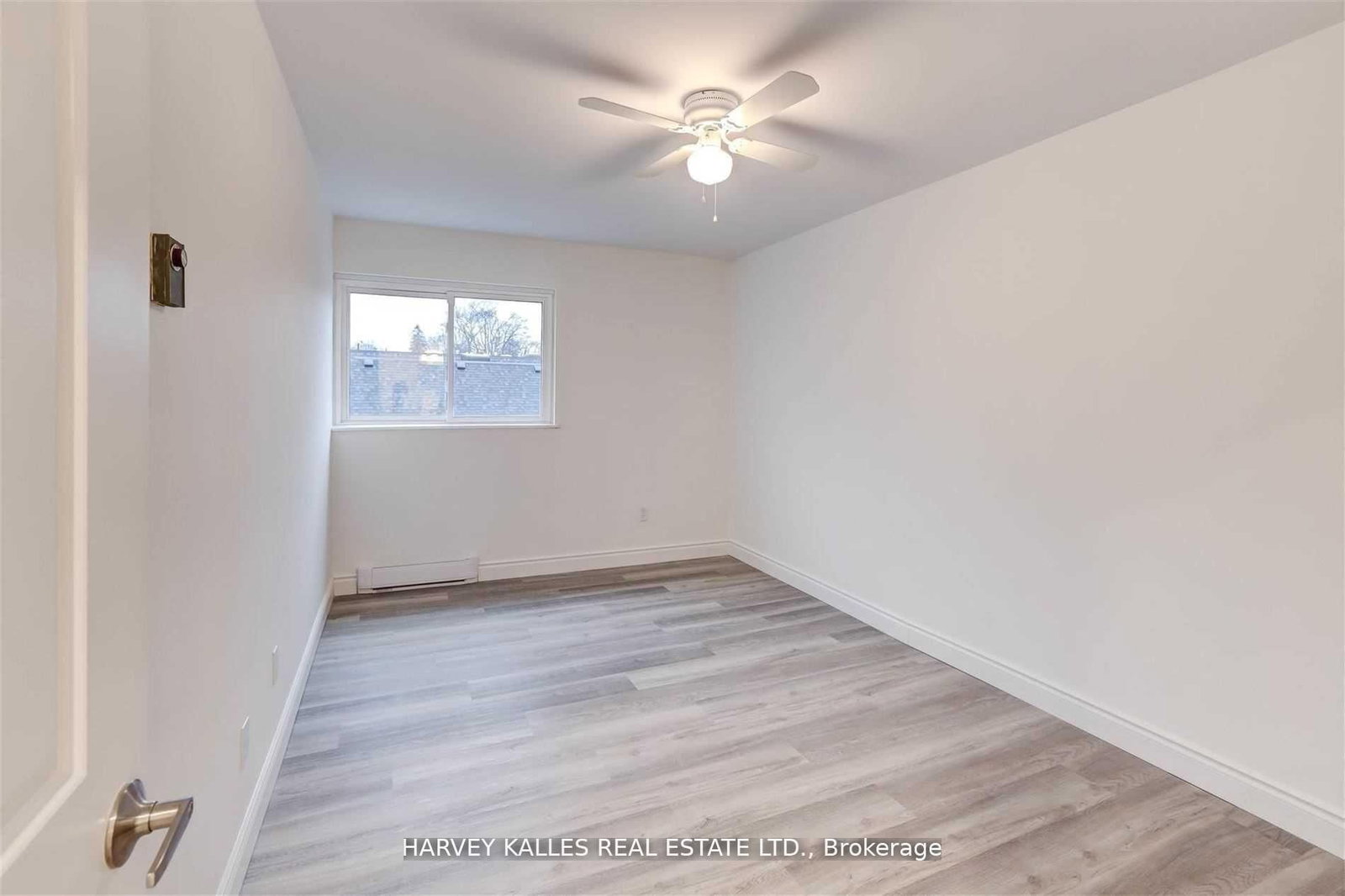 901 Millwood Road, Unit B - Photo 10