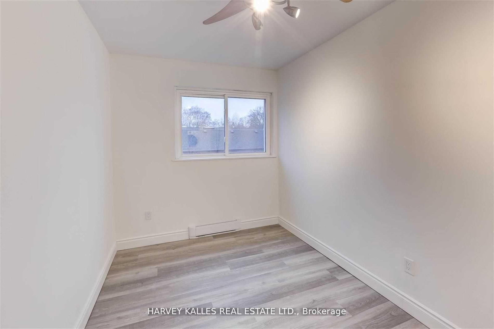 901 Millwood Road, Unit B - Photo 14