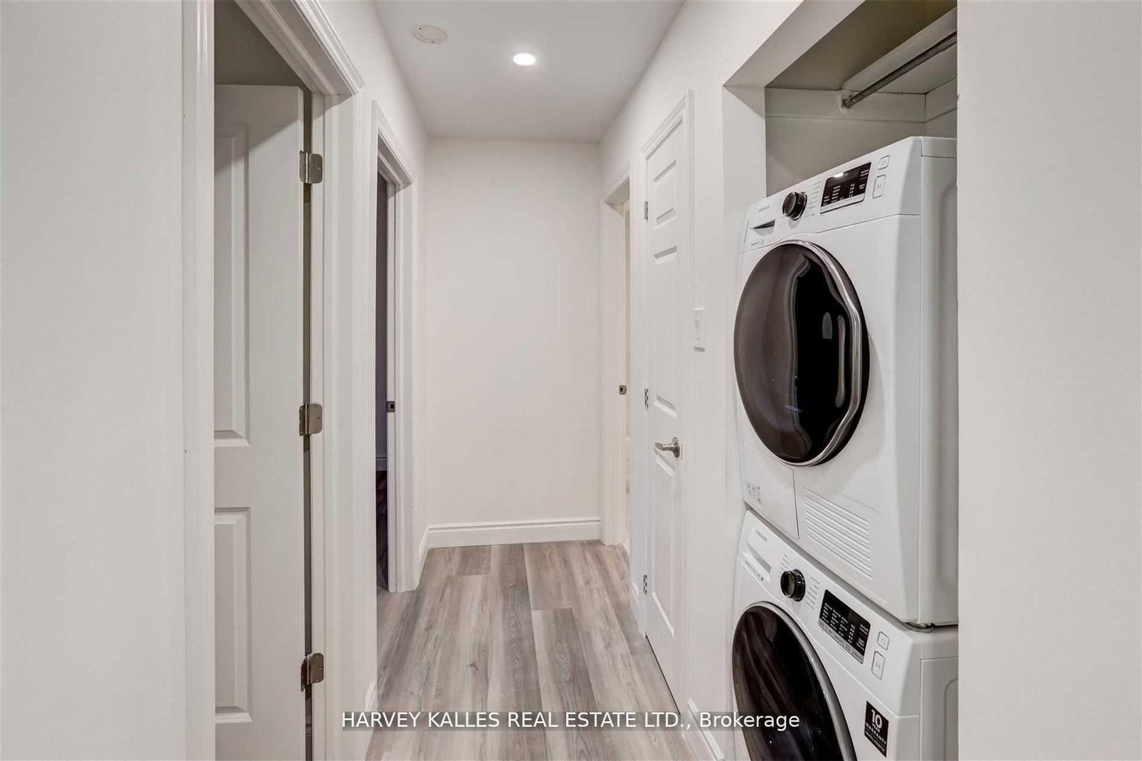 901 Millwood Road, Unit B - Photo 17