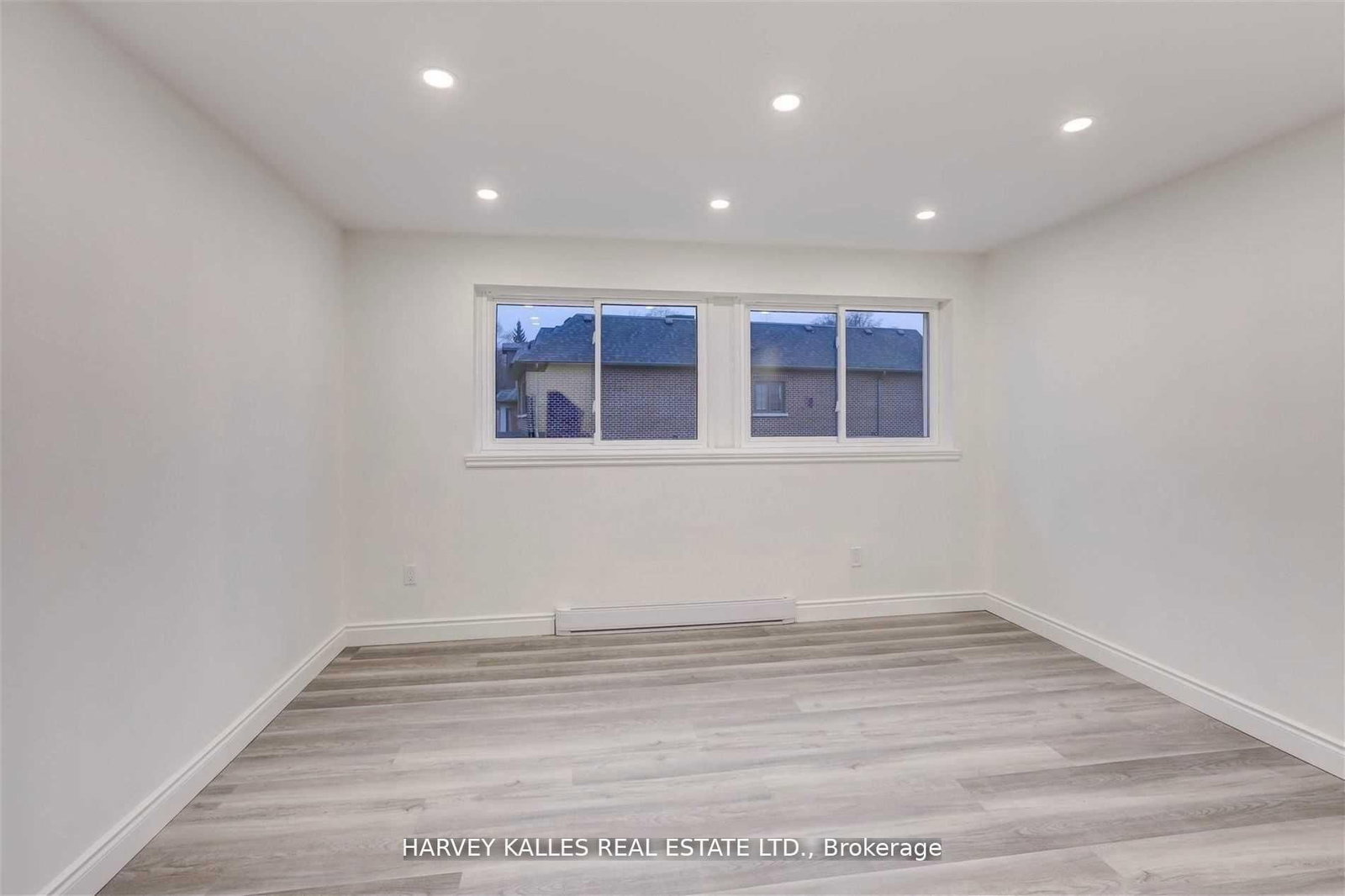 901 Millwood Road, Unit B - Photo 3