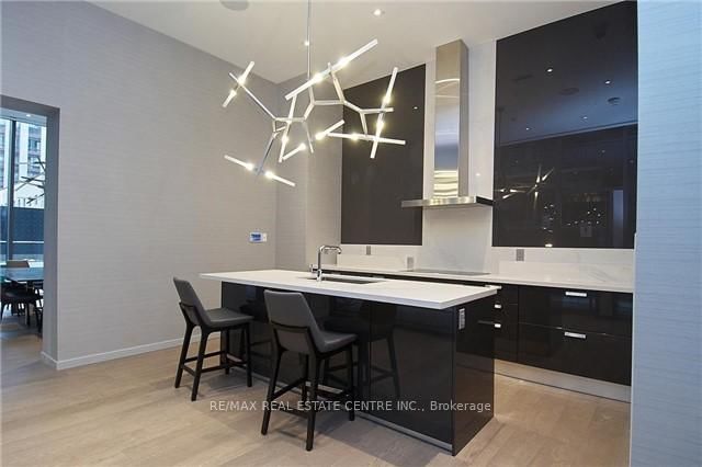 42 Charles Street E, Unit 3405 - Photo 17