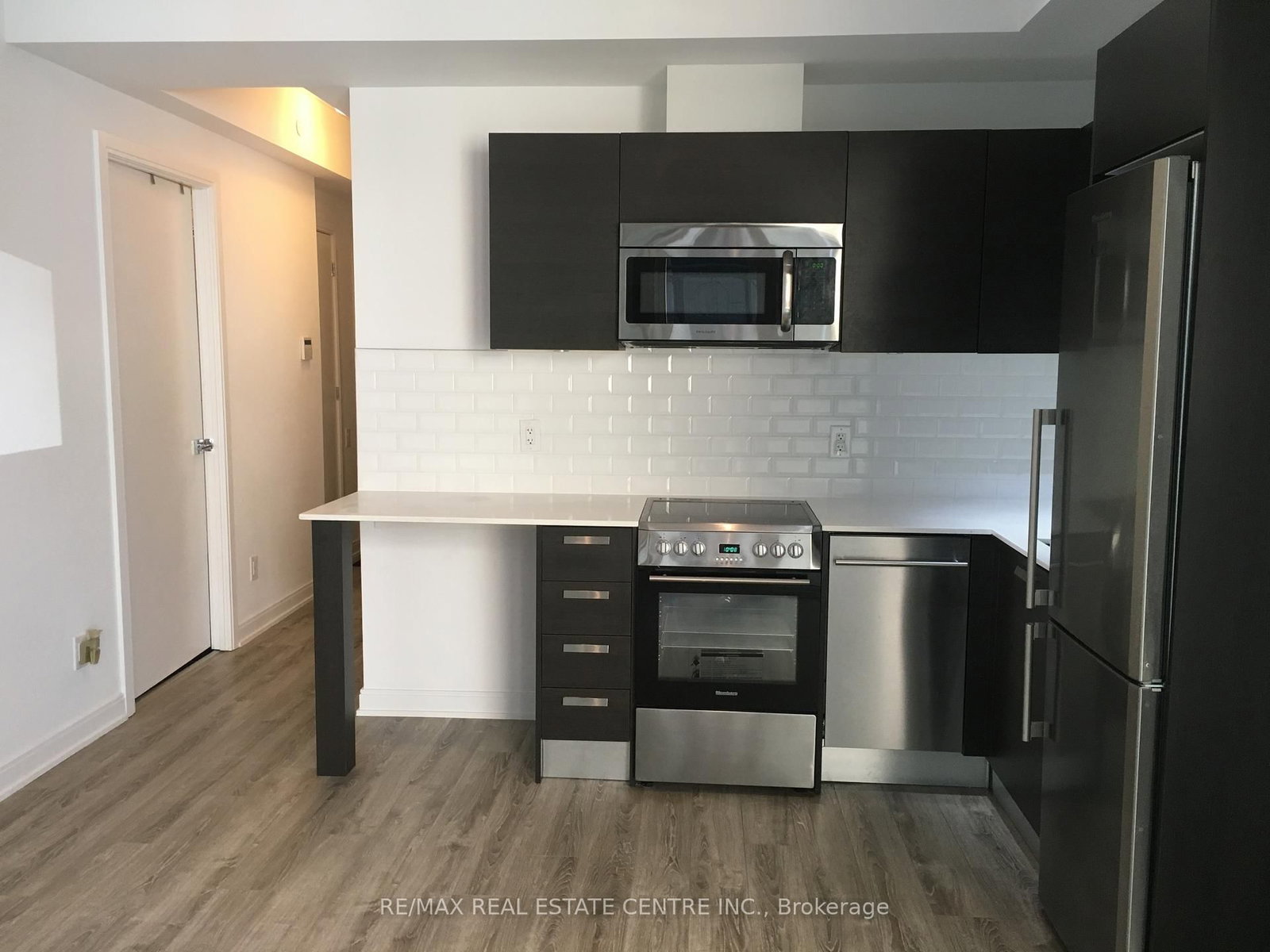 42 Charles Street E, Unit 3405 - Photo 6