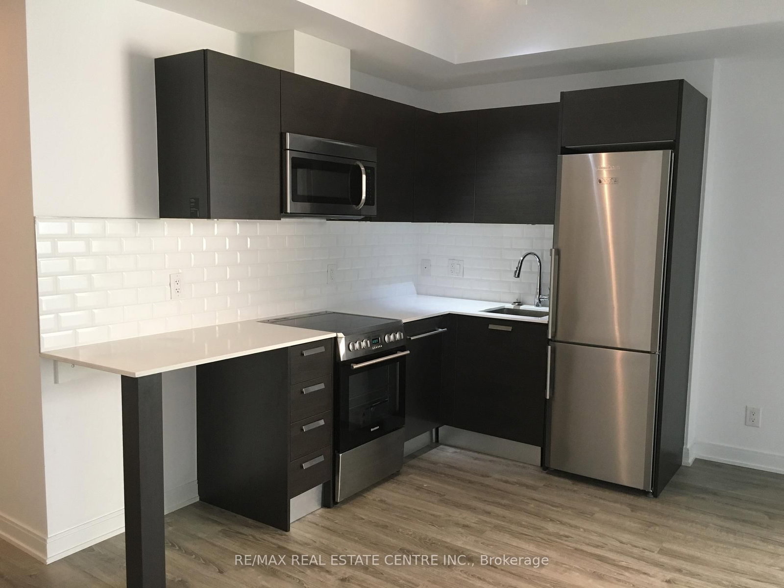 42 Charles Street E, Unit 3405 - Photo 7