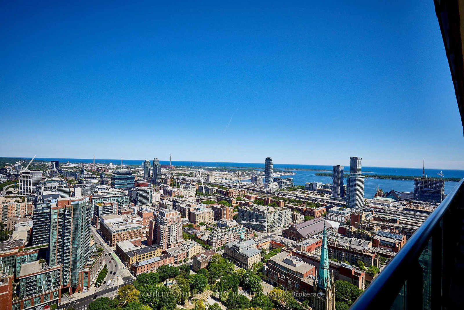 33 Lombard Street, Unit 4204 - Photo 33