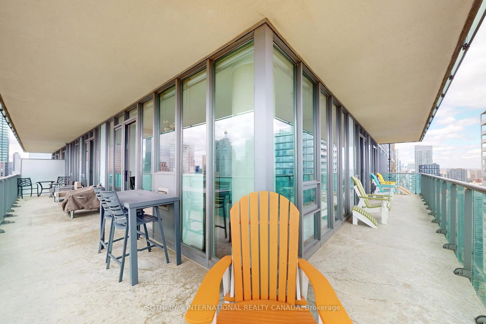 33 Lombard Street, Unit 4204 - Photo 39