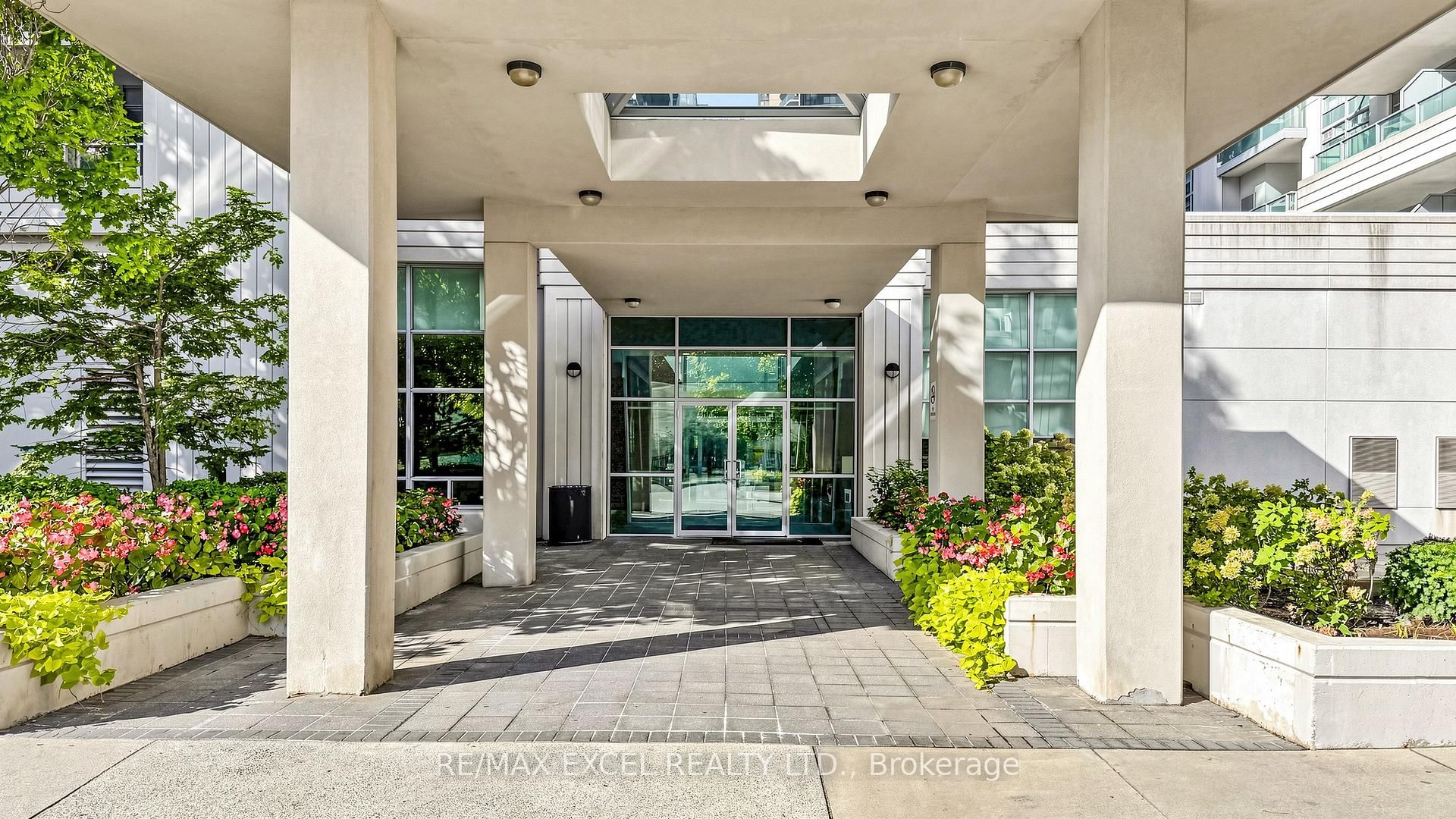 35 Bales Avenue, Unit 916