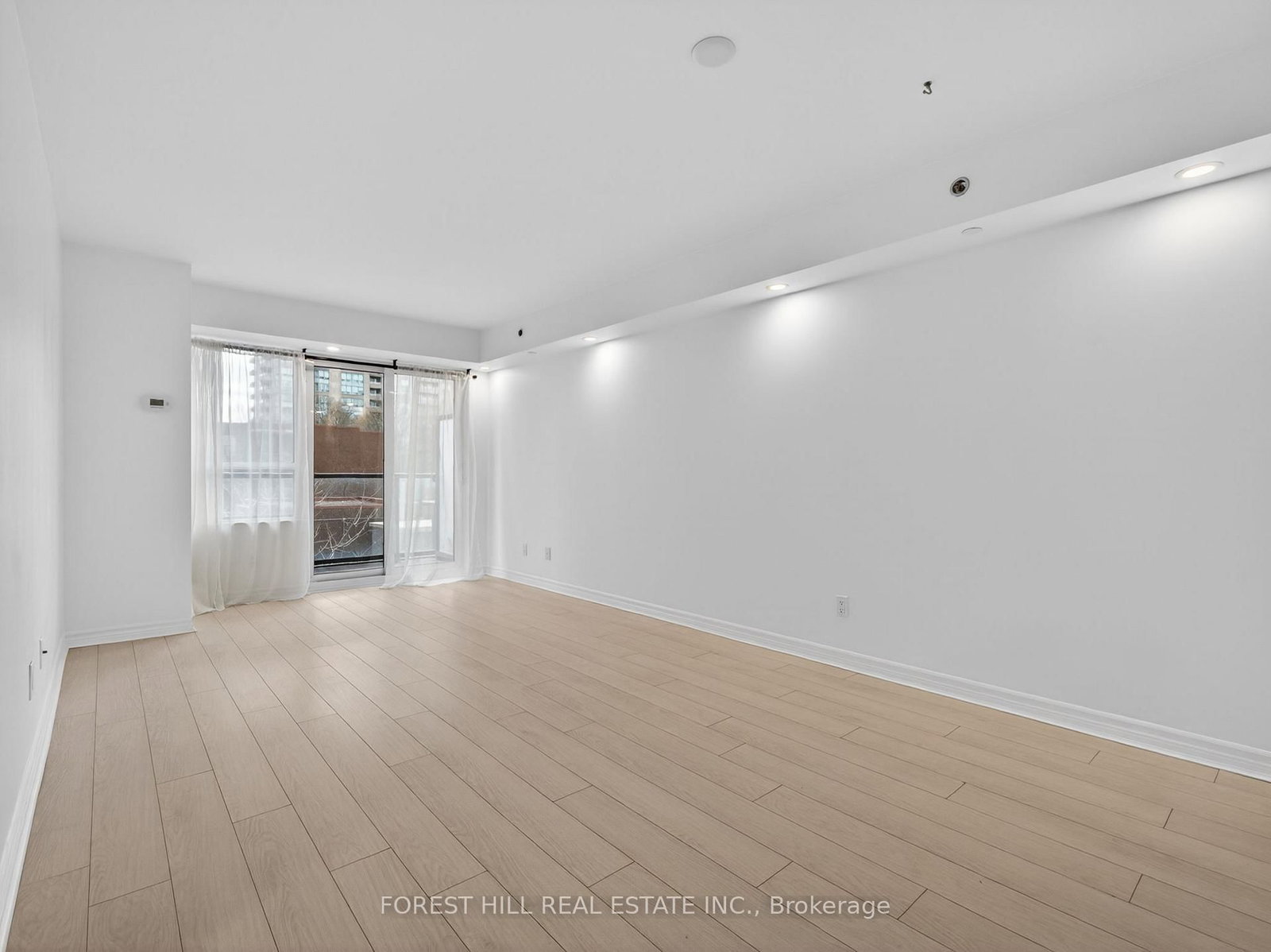 35 Saranac Boulevard, Unit 224 - Photo 18