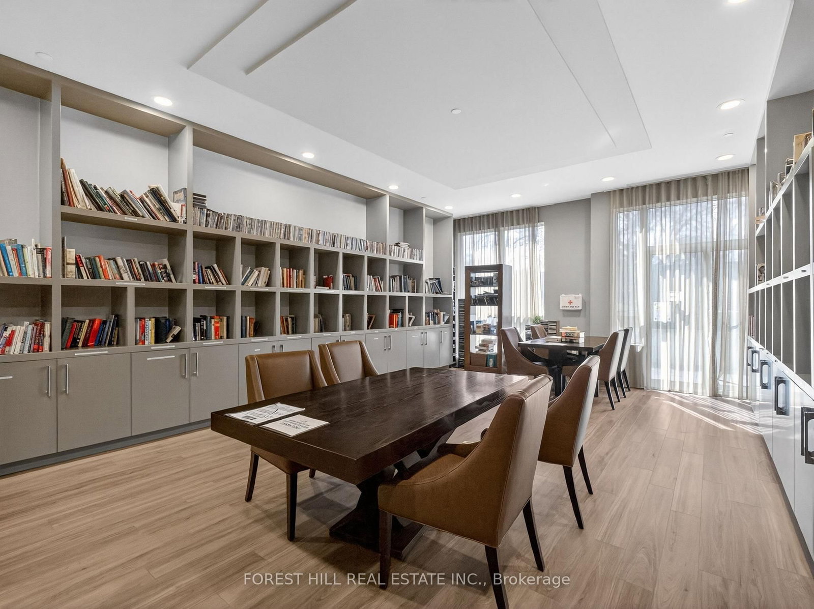 35 Saranac Boulevard, Unit 224 - Photo 4
