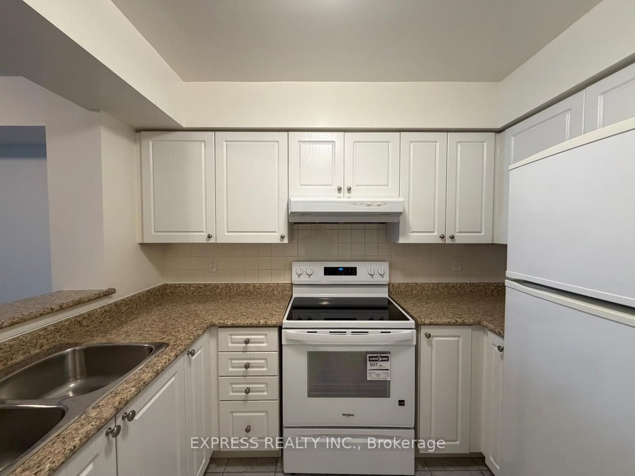 18 Hillcrest Avenue, Unit 2101 - Photo 2