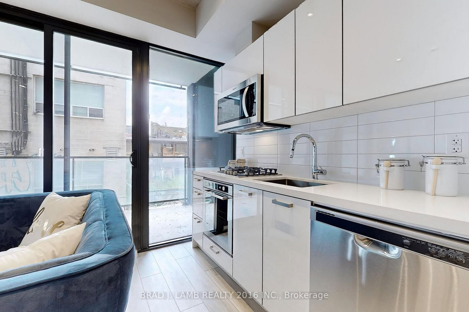 458 Richmond Street W, Unit 202 - Photo 10