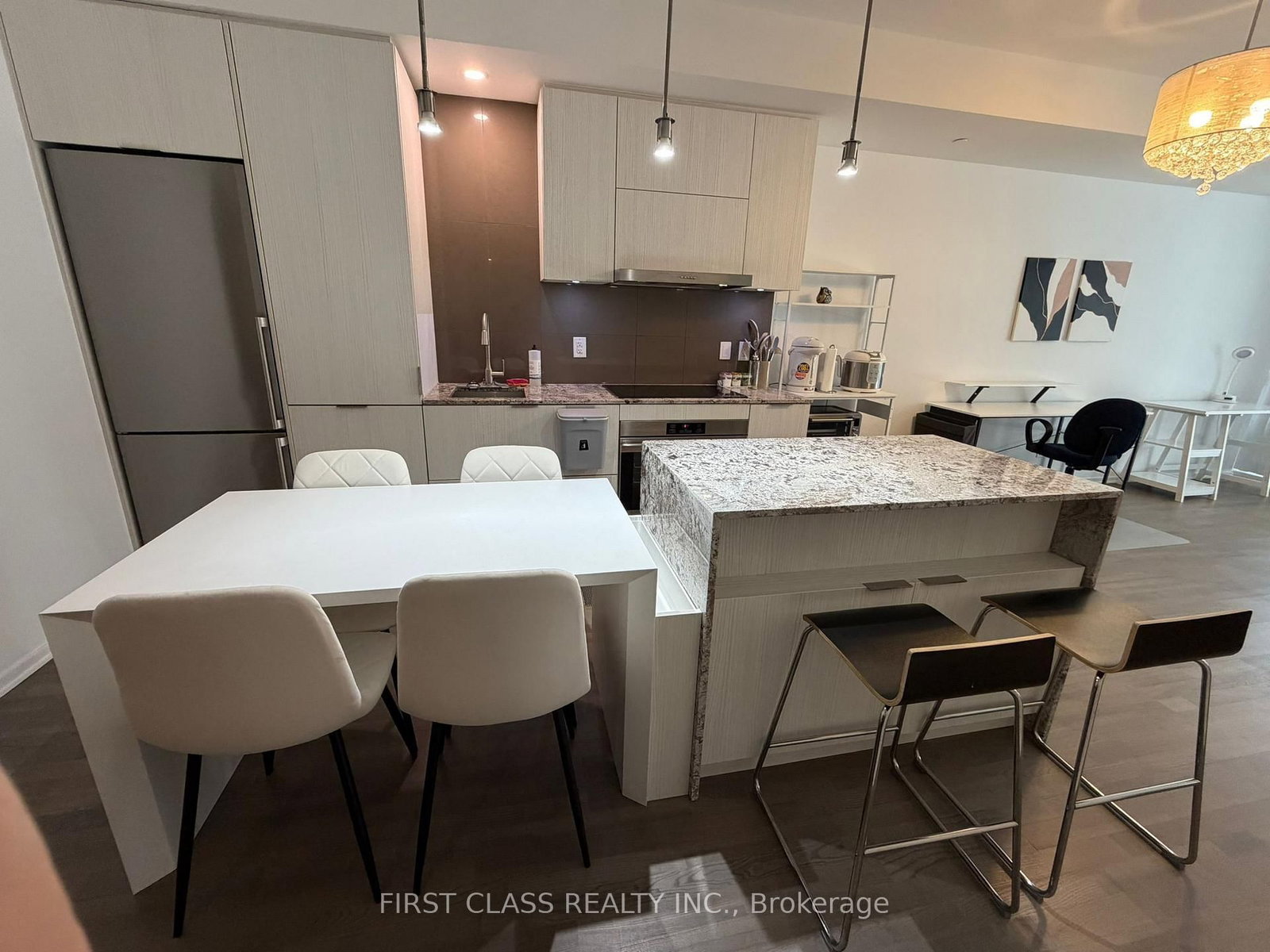 1 Bloor Street, Unit 317 - Photo 2