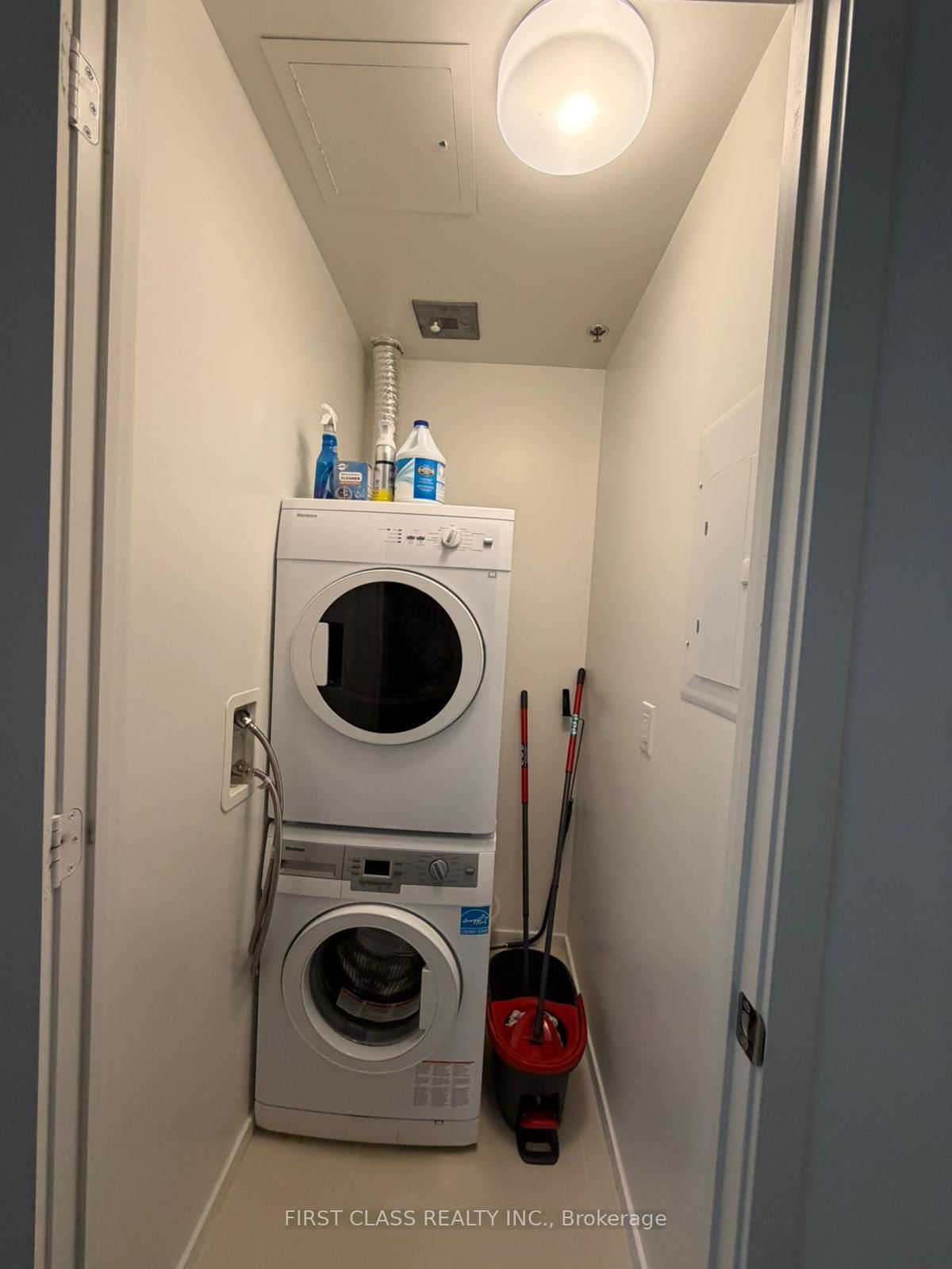 1 Bloor Street, Unit 317 - Photo 25