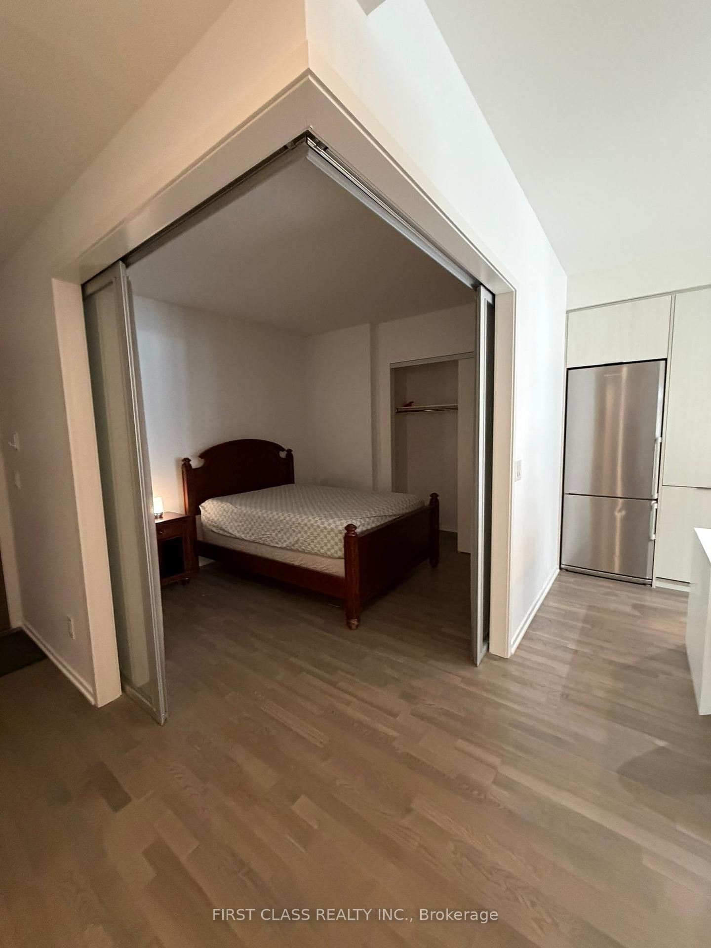 1 Bloor Street, Unit 317 - Photo 29