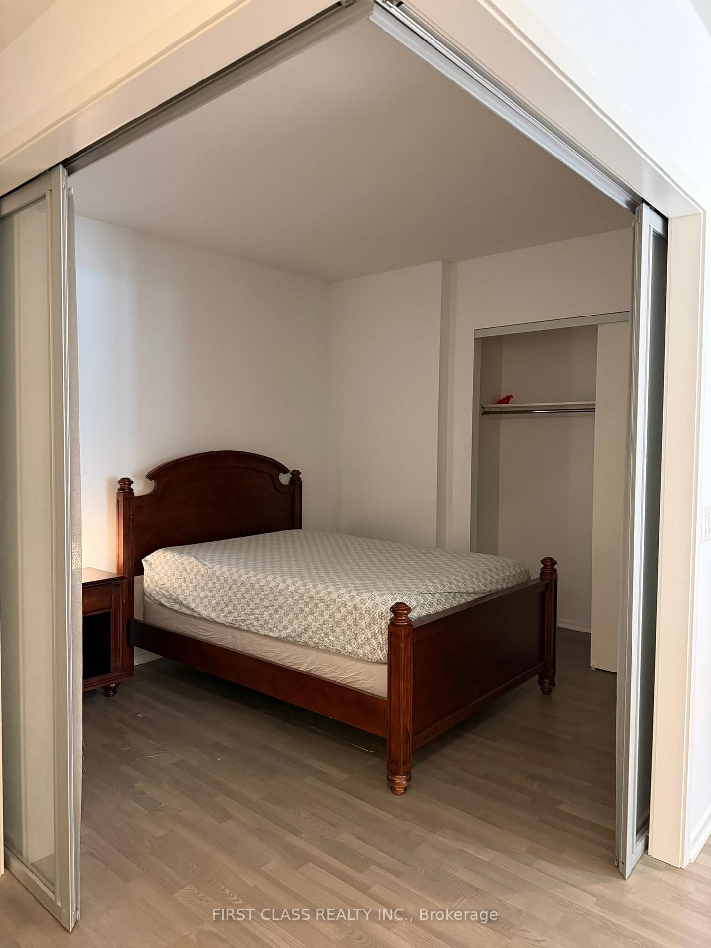 1 Bloor Street, Unit 317 - Photo 31