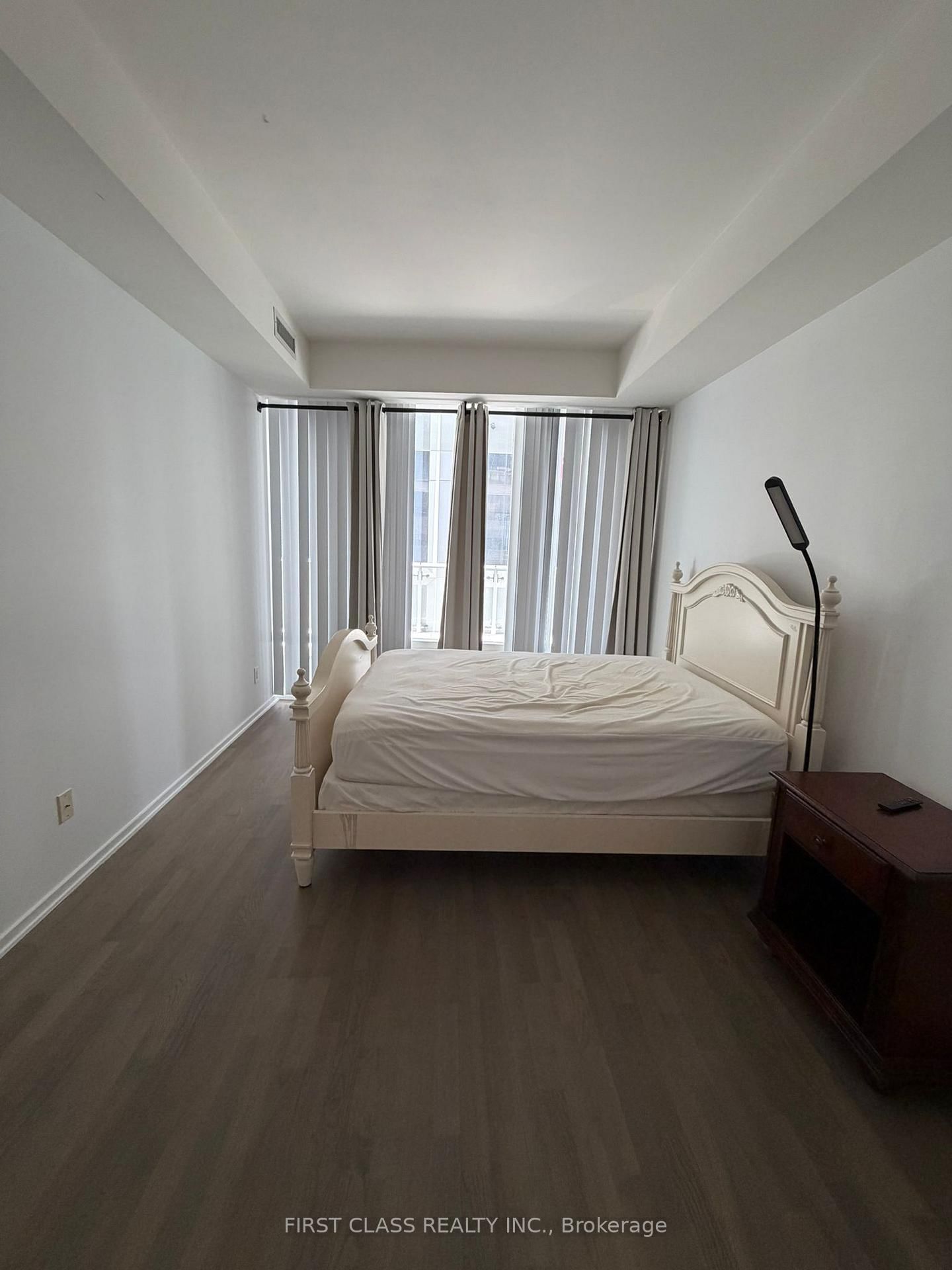 1 Bloor Street, Unit 317 - Photo 34