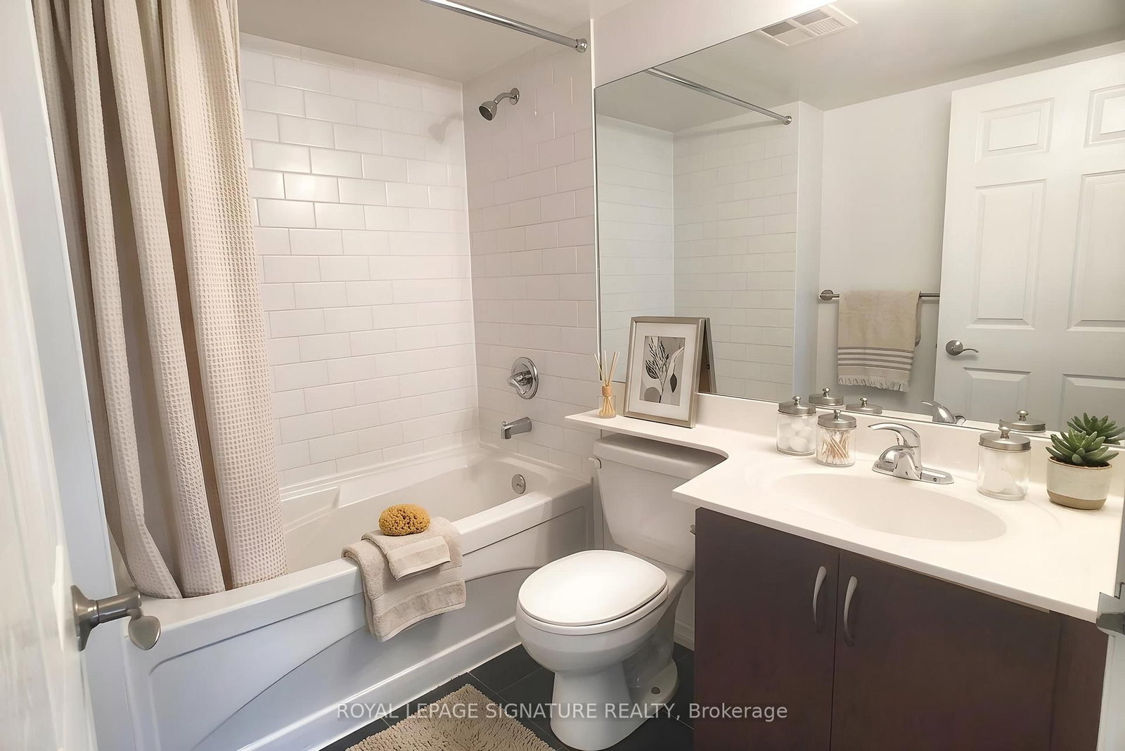 230 King Street E, Unit 321 - Photo 6