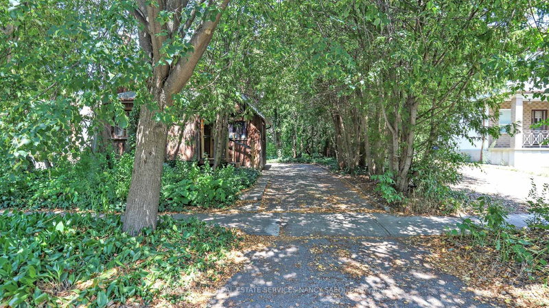 92 Horsham Ave, Toronto, M2N 1Z9 | Image 2