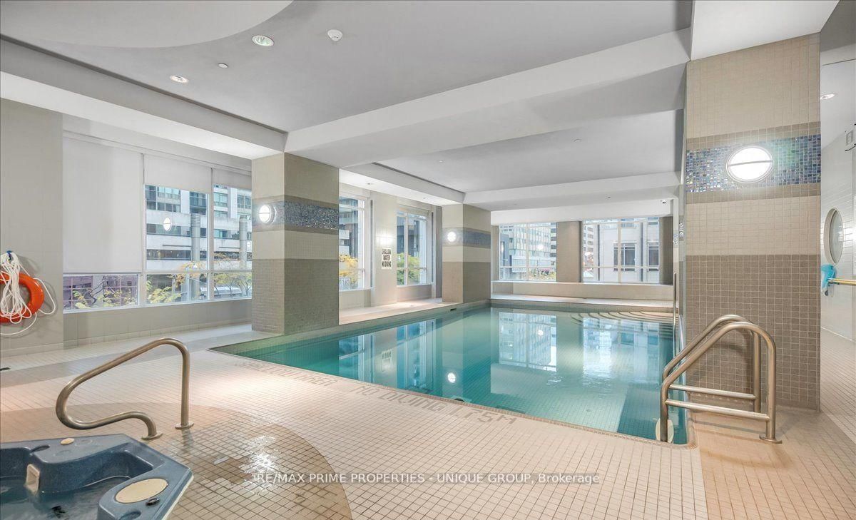 761 Bay Street, Unit 3710 - Photo 24