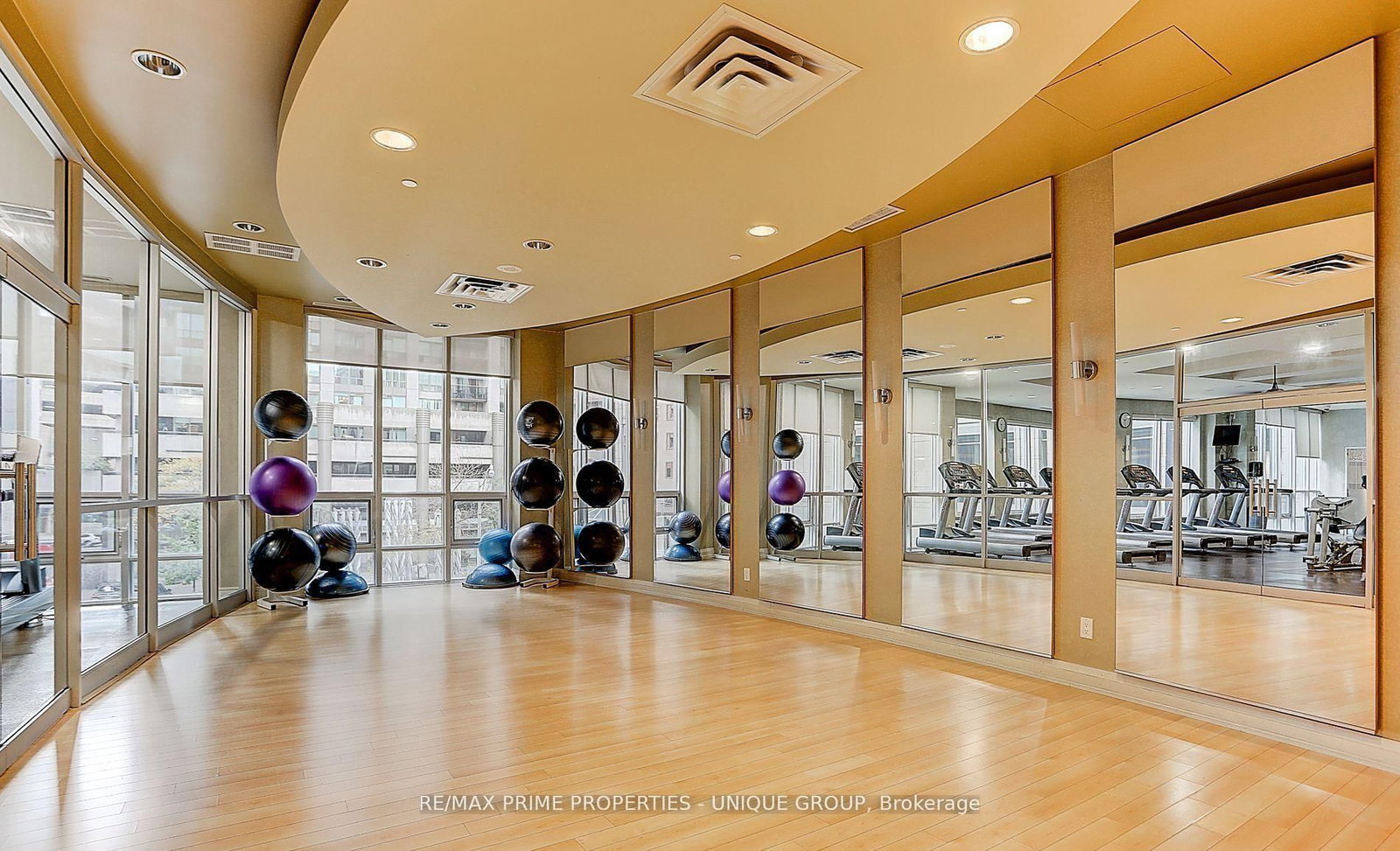 761 Bay Street, Unit 3710 - Photo 27
