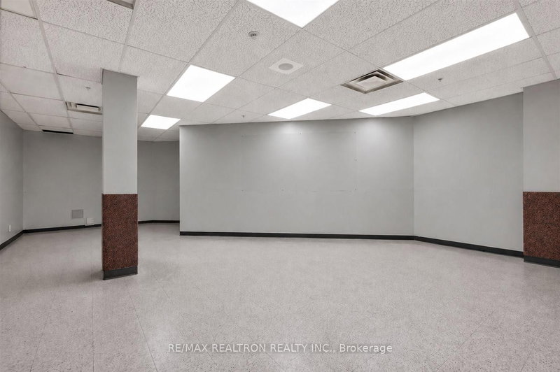 G05 - 685 Sheppard Ave E, Toronto, M2K 1B6 | Image 3