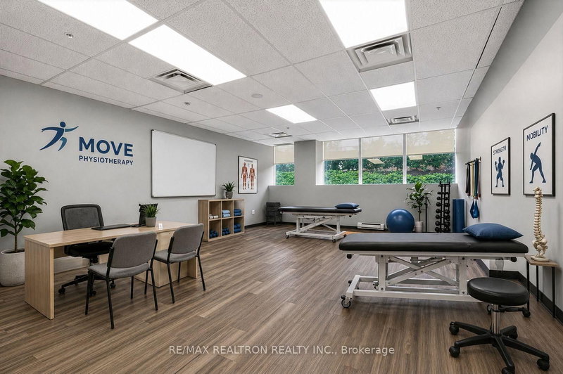G06 - 685 Sheppard Ave E, Toronto, M2K 1B6 | Image 3