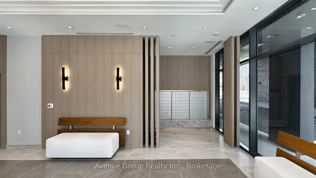 317 - 700 Sheppard Avenue W