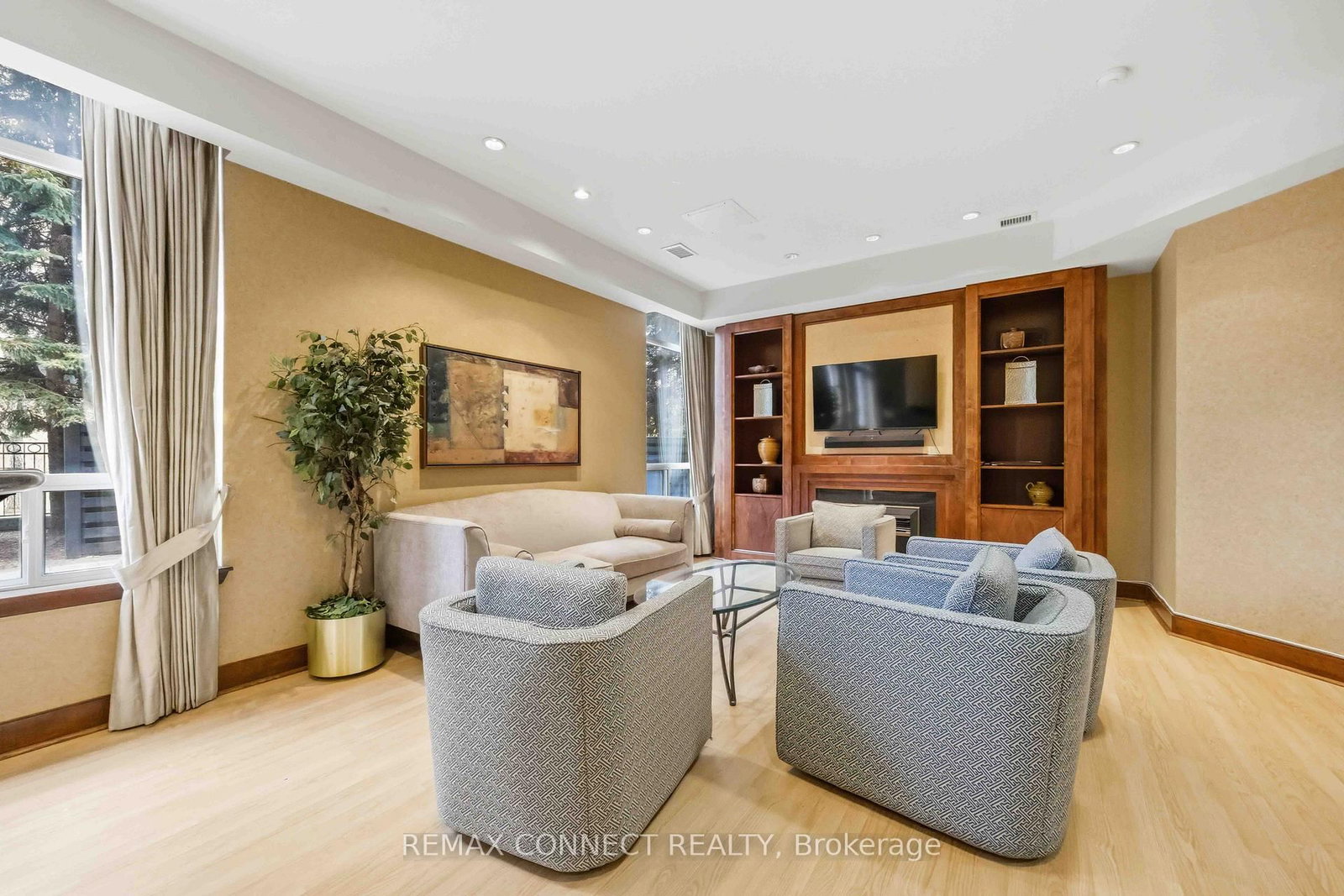35 Finch Avenue E, Unit 2010 - Photo 37