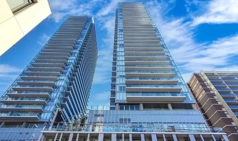 home for lease on 1716 St-195 Redpath Avenue