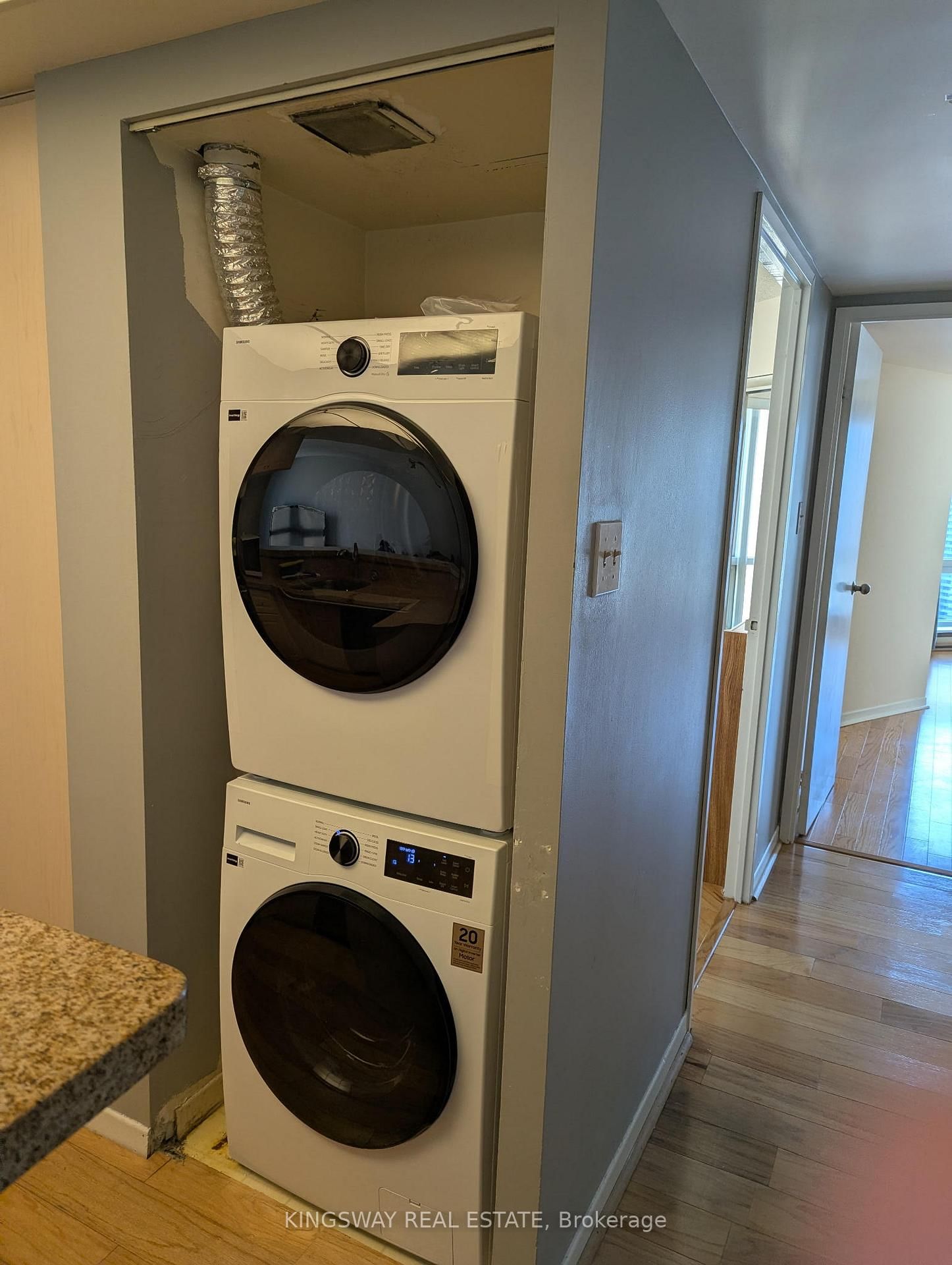 1001 Bay Street, Unit 2803 - Photo 31