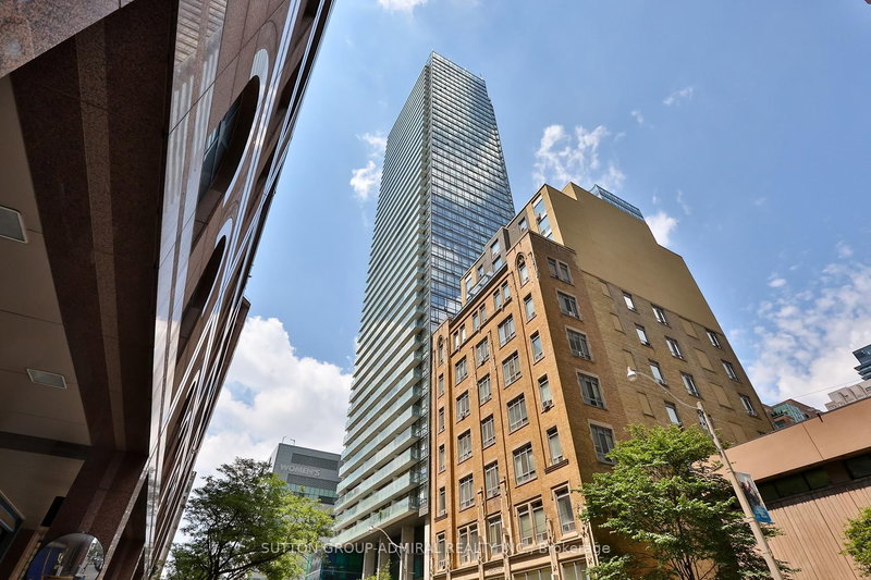 home for lease on 1302-38 Grenville Street