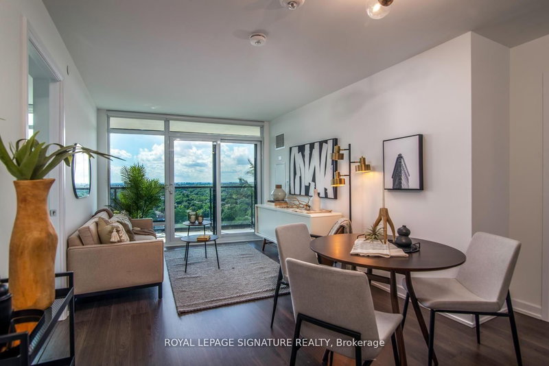 1510 - 18 Erskine Ave, Toronto, M4P 0C9 | Image 2