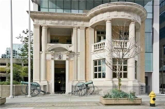 home for lease on 2701-426 University Avenue