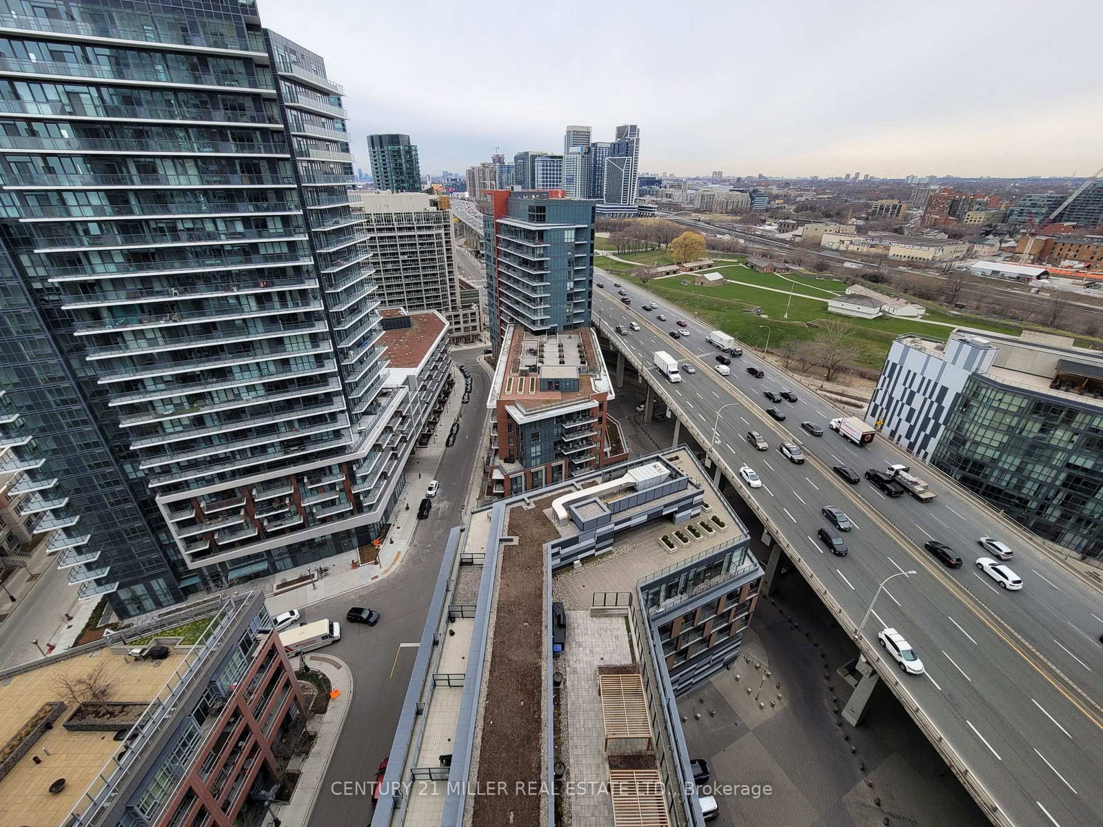 20 Bruyeres Mews, Unit 2213 - Photo 5
