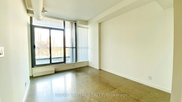 607 - 510 King Street E