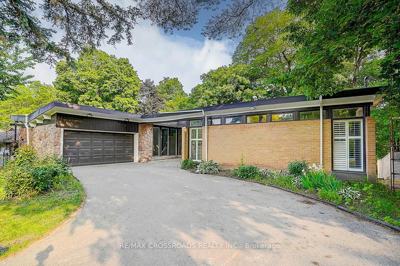 53 Forest Grove Dr, Toronto, M2K 1Z4 | Image 2