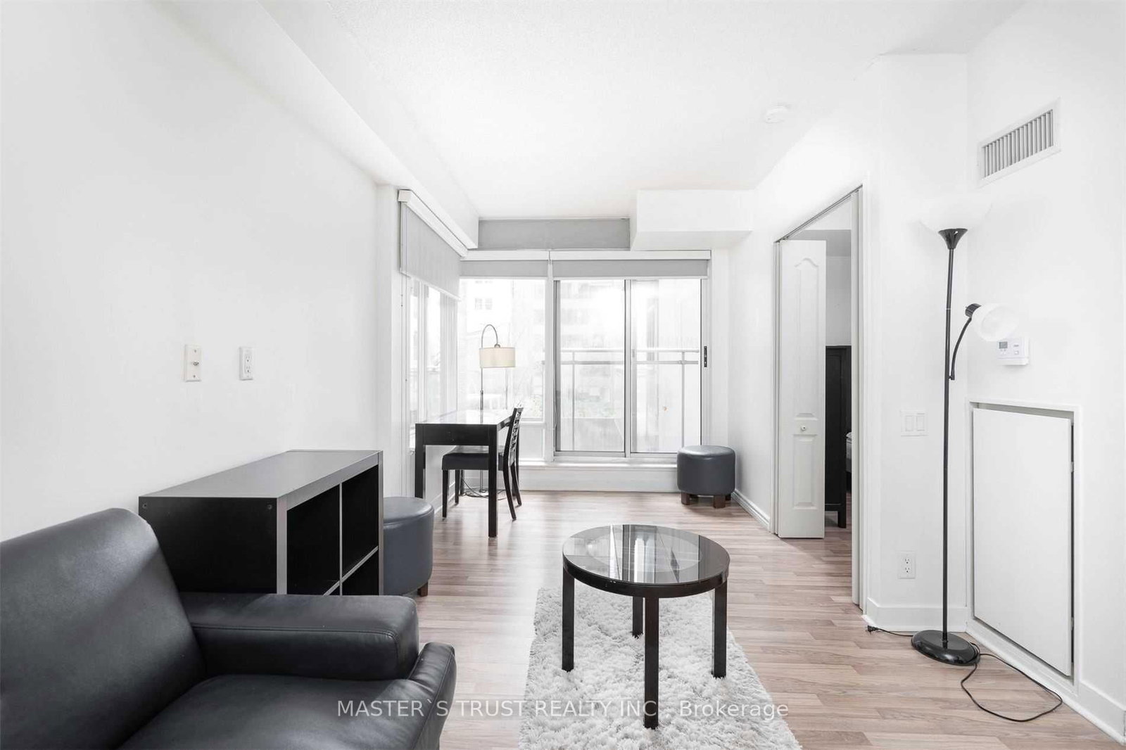 8 Colborne Street, Unit 705 - Photo 2
