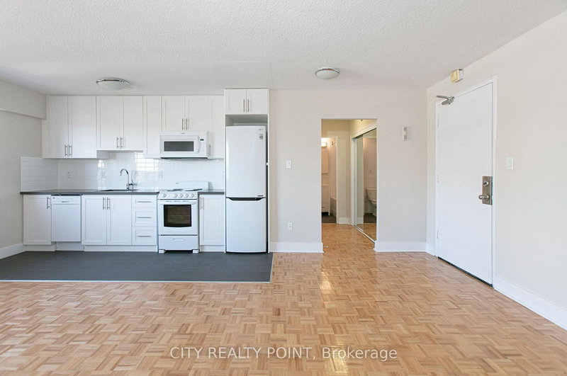 405 - 95 Lawton Blvd, Toronto, M4V 1Z8 | Image 3