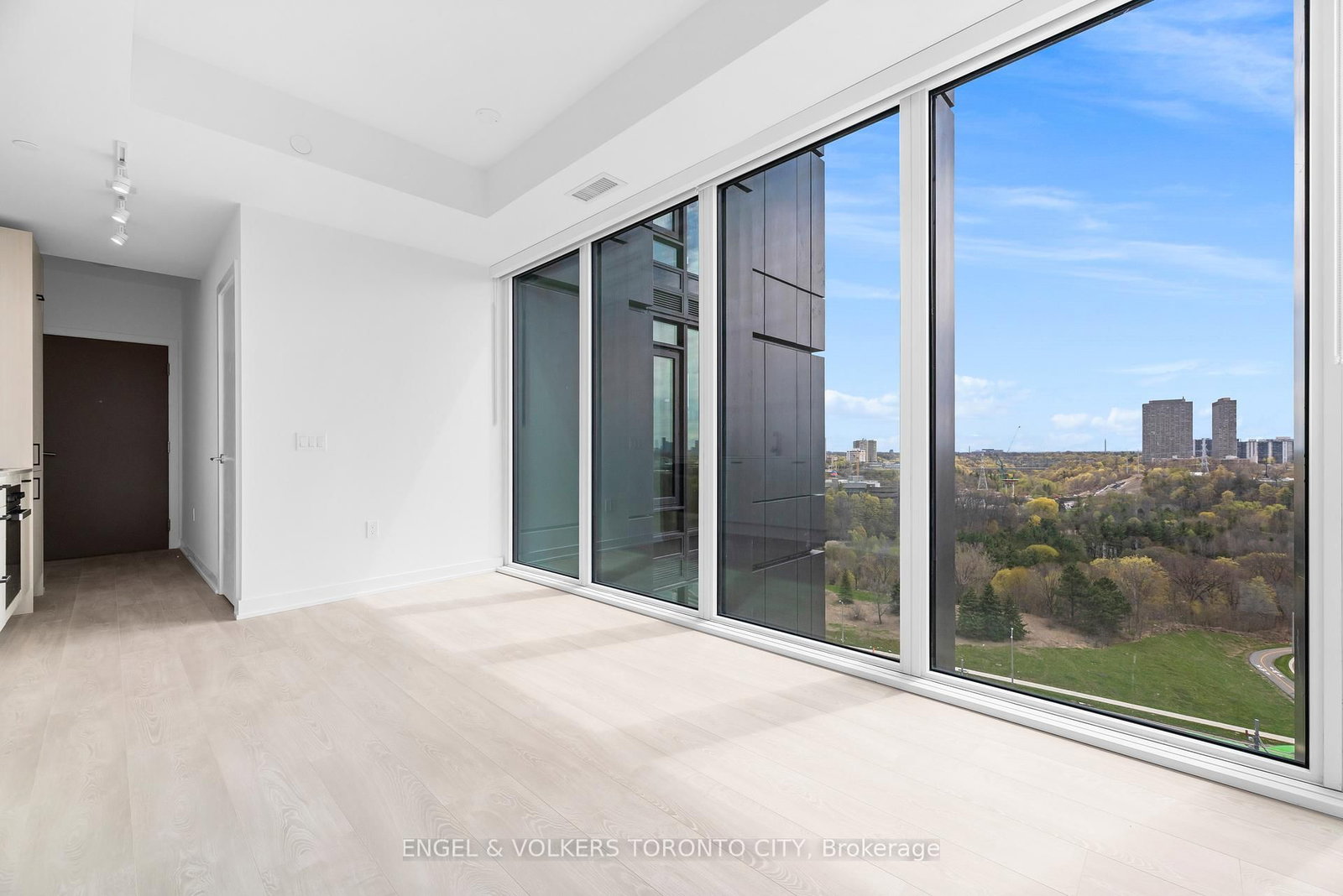 5 Quarrington Lane, Unit 1211 - Photo 5