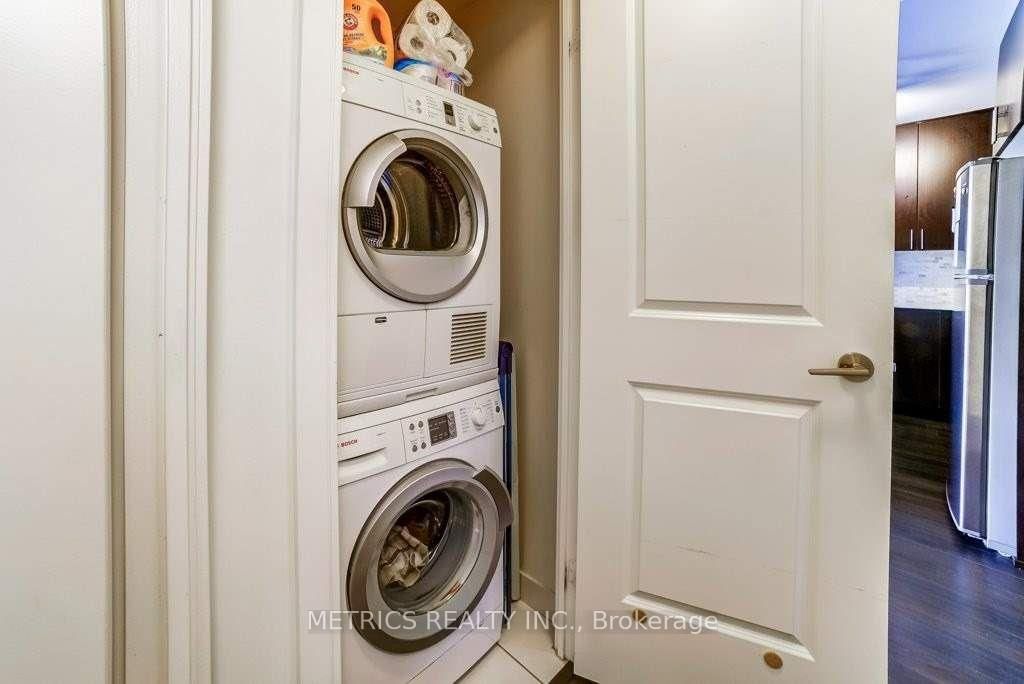 560 Front Street W, Unit 914 - Photo 11
