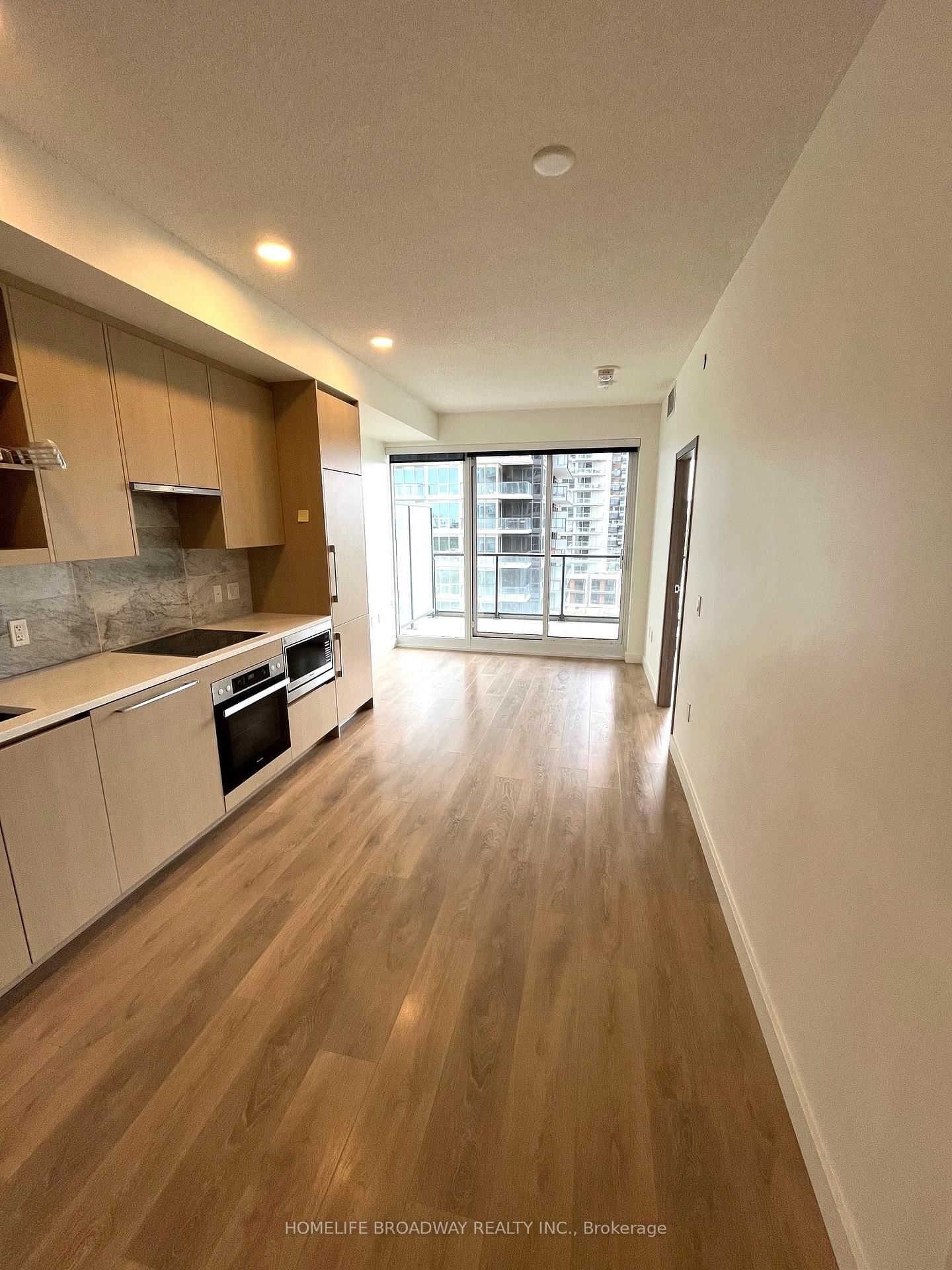 95 Mcmahon Drive, Unit 1108 - Photo 3