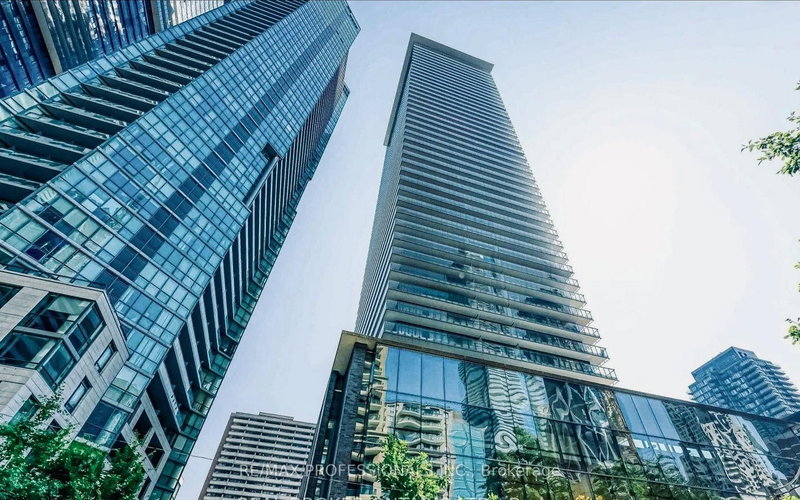 33 Charles St E #710, Toronto, Ontario
