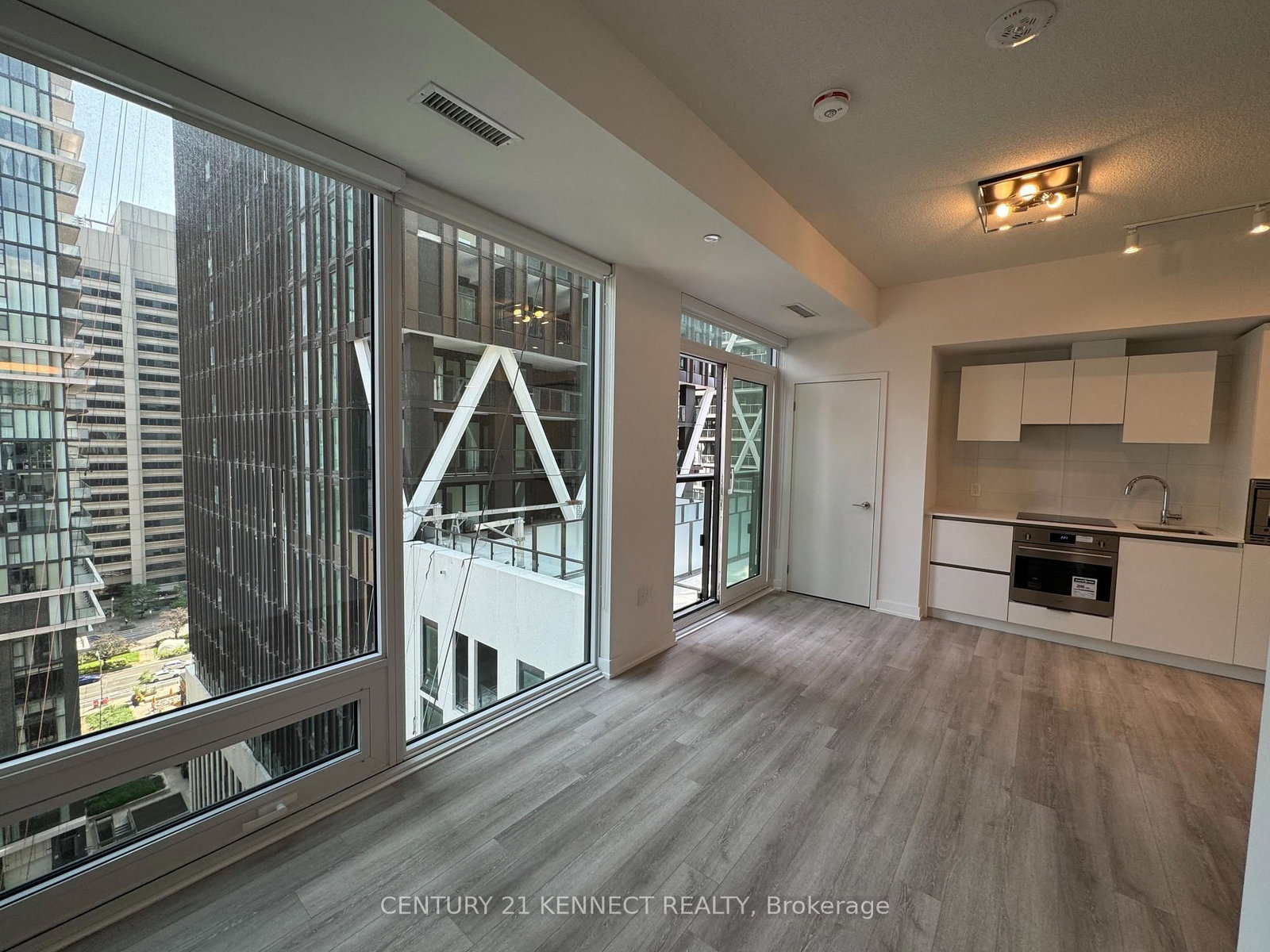 121 St. Patrick Street, Unit 1315 - Photo 6