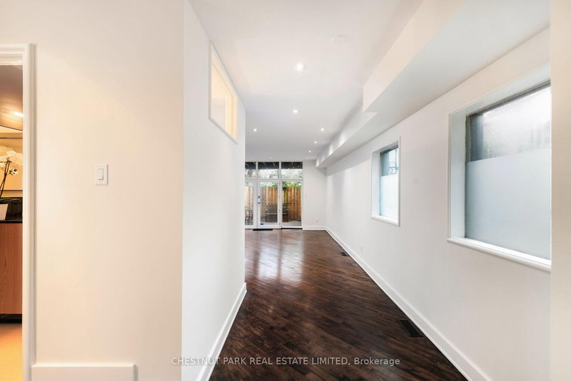 Main Fl - 734 Huron St, Toronto, M4V 2W3 | Image 3