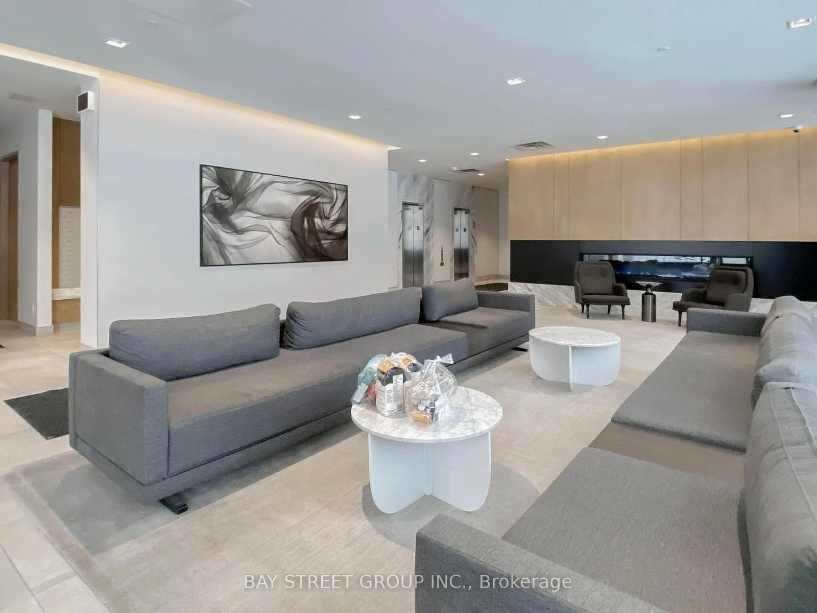 180 Fairview Mall Drive, Unit 503 - Photo 15