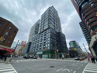 1418 - 158 Front Street E