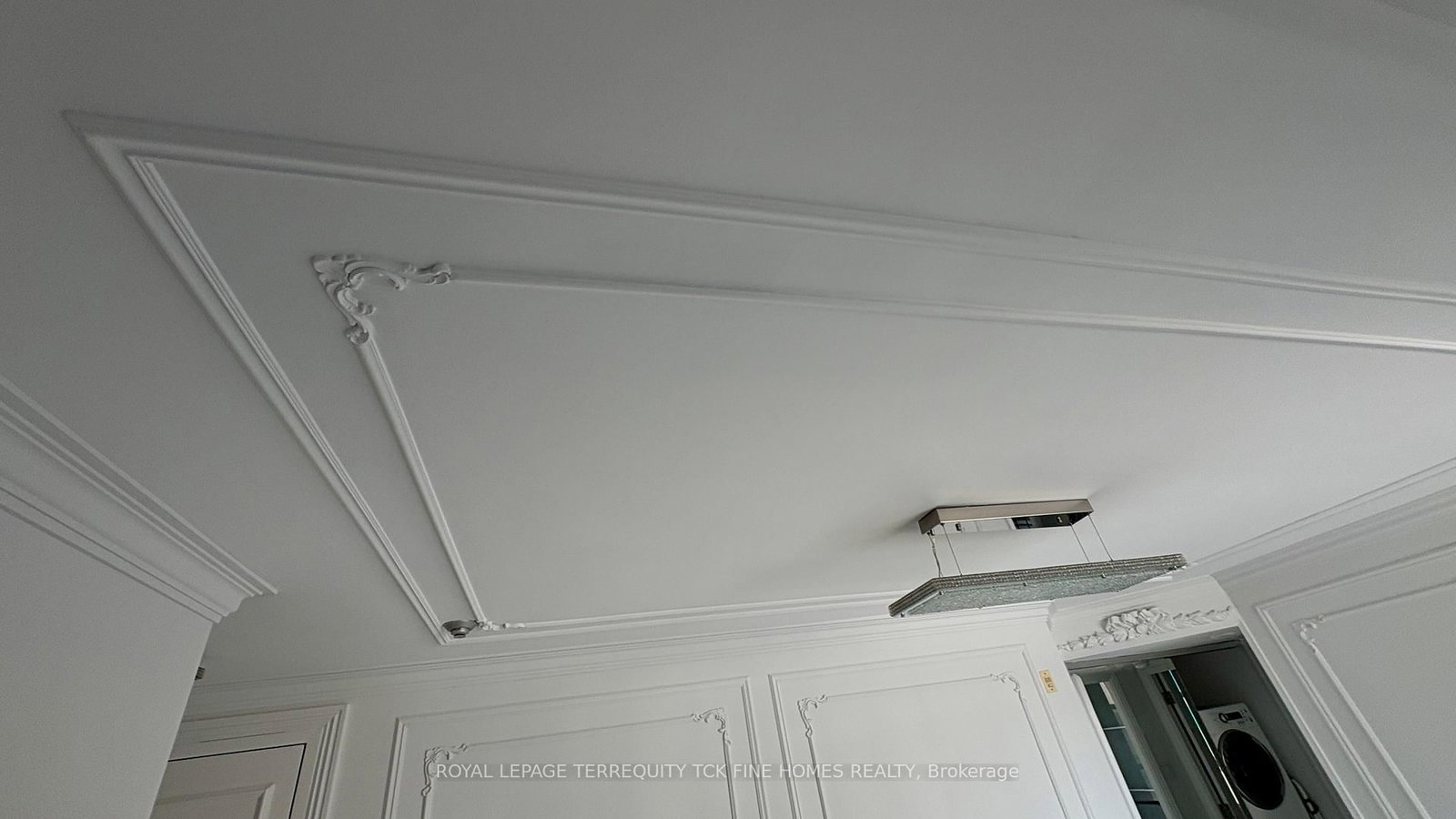 105 Victoria Street, Unit 1101 - Photo 18