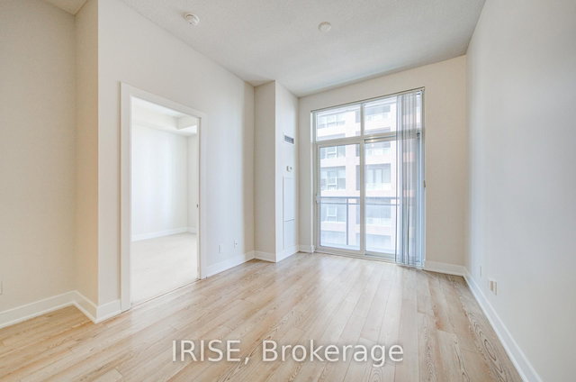 1109 - 28 Linden Street